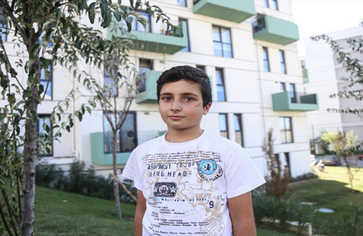 Silivri'de başıboş köpek dehşeti! Küçük çocuğu yüzünden yaraladı