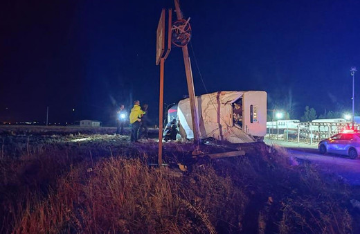 Adıyaman'da takla atan araçta 1 kişi öldü, 4 kişi yaralandı