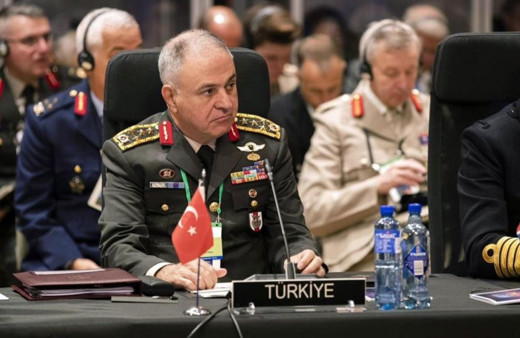 Genelkurmay Başkanı Metin Gürak, NATO toplantısına katıldı