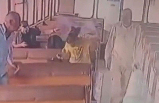 Vapurda çocuğun saçını yakan adam serbest kaldı! Geçmişte travmalar yaşamış!