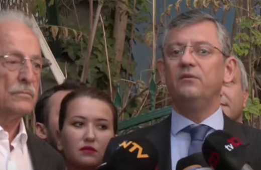 Özgür Özel’den Murat Karayalçın’a ziyaret Özel'den slogan açıklaması