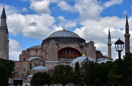Ziyaretçi rekorları kırılıyor! Türkiye'de en çok ziyaret edilen 10 camii açıklandı