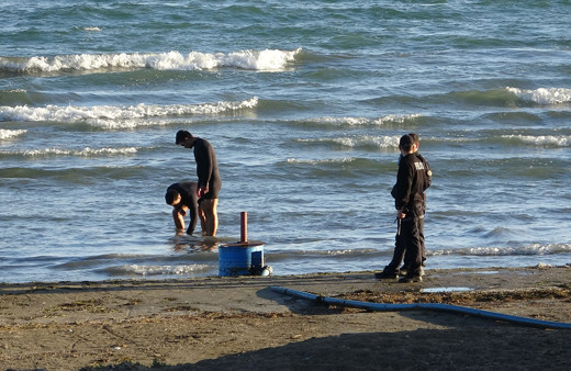 Vatandaşlar ihbar etti Eğirdir Gölü'nde 9 el bombası bulundu! El bombaları böyle imha edildi