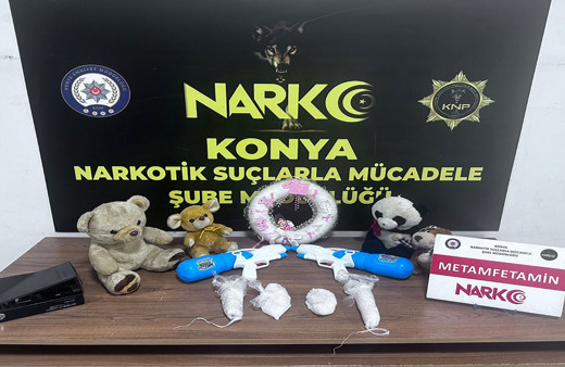 Zehir tacirlerinin uyuşturucu sakladığı yer ağızları açık bıraktı! Kargoya verilen oyuncakların içine saklanmış uyuşturucu çıktı