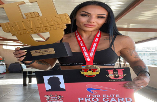 Profesyonel fitness sporcusu Kuşadası'nın gururu oldu!