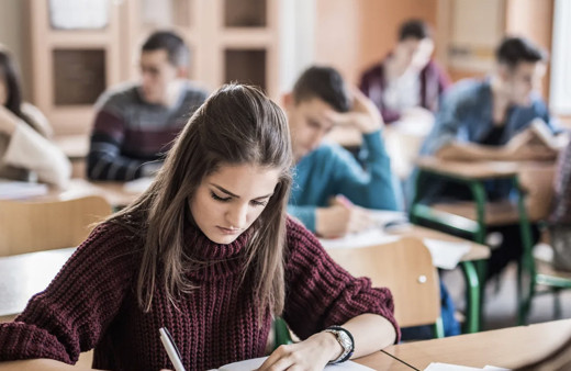 Liselerde sınıfta kalma geri döndü! Komisyon kuruldu Bakanlık detayları açıkladı