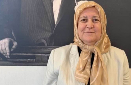 İYİ Parti'nin Antalya belediye başkan adayı belli oldu! Meral Akşener 28 Şubat'ın başörtülü vekilini tercih etti