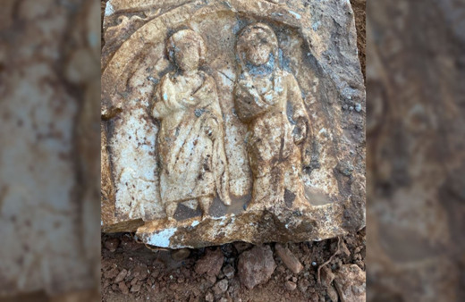 Denizli'de inşaat kazısı sırasında mezar steli bulundu!