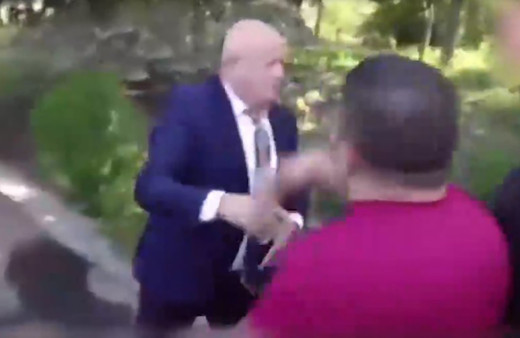 Azerbaycan'ın zaferi Ermenistan'ı karıştırdı! Milletvekili kameralar önünde yumruklandı