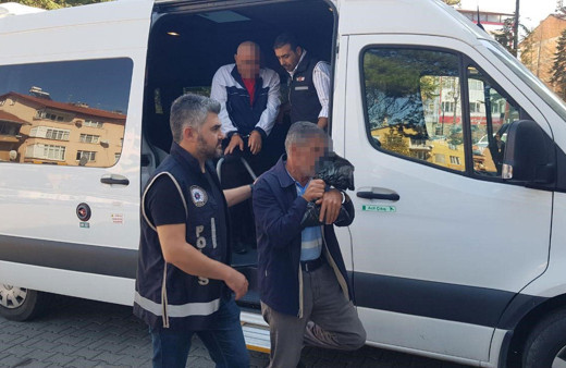 Karabük'te tefecilere polisten şaka operasyonu! 7 kişi gözaltına alındı