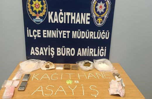 İstanbul'da uyuşturucu operasyonu1 Çok sayıda uyuşturucu ele geçirildi: 2 gözaltı