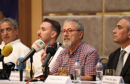 Prof. Dr. Naci Görür'den ürküten deprem açıklaması: "Durdurmak mümkün değil"