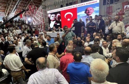 CHP Manisa il Kongresi’nde arbede yaşandı