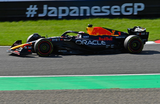 Formula 1 Japonya Grand Prix'ssinde zafer Verstappen'in