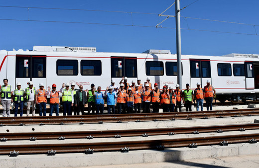 İlk yerli ve milli sürücüsüz metro aracı raylara indirildi!