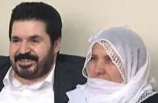 Savcı Sayan'ın acı günü! Annesi 75 yaşında vefat etti