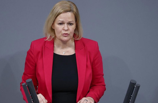 Almanya İçişleri Bakanı, muhalefetin mülteci teklifini reddetti!