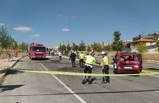 Çorum'da ters yöne giren çekici ticari araçla kafa kafaya çarpıştı: 5 yaralı