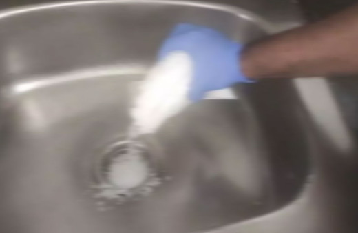 Mutfaklarda, banyolarda kullanırken bir kez daha düşünün! 5 kez ameliyat oldu şimdi doku nakli bekliyor