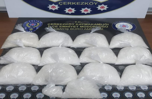 Tekirdağ'da polisten uyuşturucu operasyonu! 6 kilo metamfetamin yakalandı