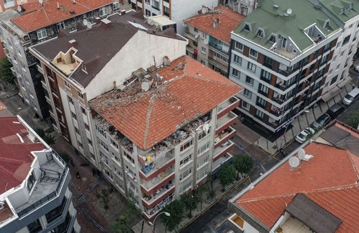 Bahçelievler'de patlama yaşanan bina için flaş karar! Karot örneği alındı