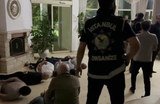 İçişleri Bakanı Ali Yerlikaya duyurdu! Şahinler çetesi çökertildi lideri dahil 42 gözaltı...