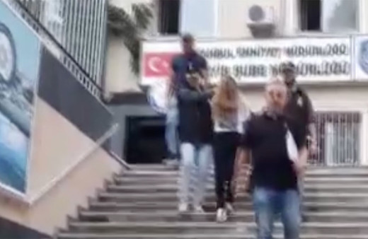 Beşiktaş'ta kadın yazar eski eşini boğazından bıçaklayarak öldürdü!