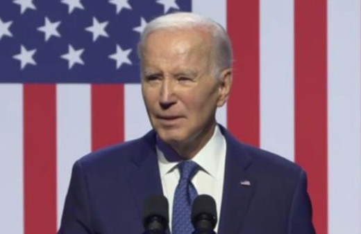 ABD Başkanı Biden konuşmasını bölen aktiviste çok sinirlendi: Kes sesini