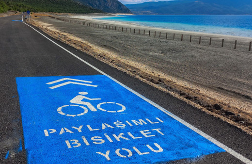 Salda Gölü çevresine 7 kilometrelik bisiklet yolu yapıldı!