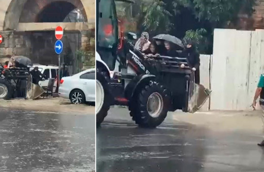 İstanbul'da su birikintisinde mahsur kalanları kepçeyle kurtardılar!