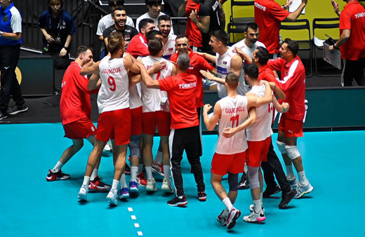 Voleybol olimpiyat elemelerinde Türkiye Sırbıstan'ı 3-1 yendi!