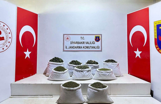 Diyarbakır'da 121 kilo 600 gram esrar ele geçirildi!