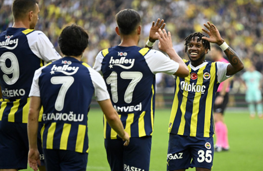 Fenerbahçe durdurulamıyor! Çaykur Rizespor engelini rahat geçti