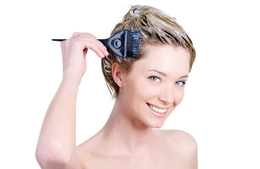 Kuaförler uyarıyor: Merdiven altı kozmetik ürünleri tehlike saçıyor!