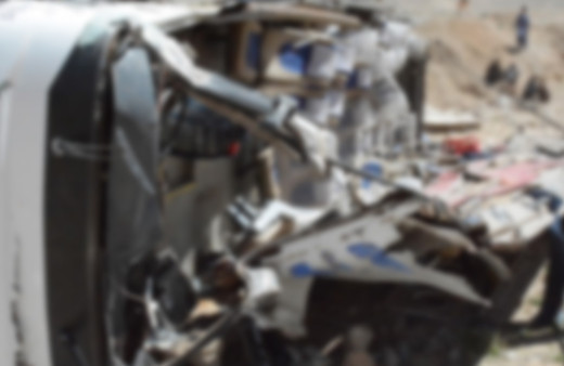 Yolcu otobüsü devrildi! 9 kişi hayatını kaybetti