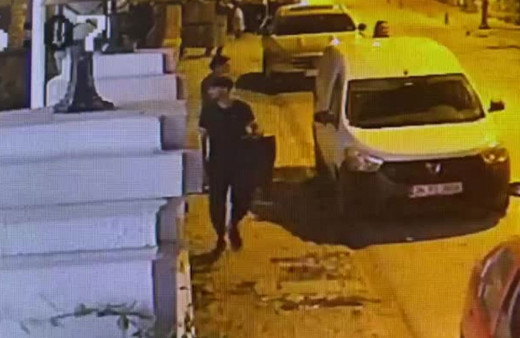 Yankesici önce telefonu çaldı, güvenlik kamerasını görünce geri verdi!