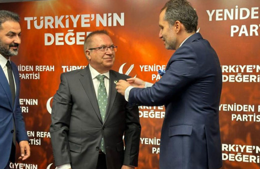 Malatya'da Akçadağ Belediye Başkanı YRP’ye katıldı