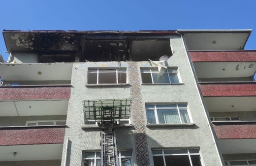 İstanbul'da patlama yaşanan binada taşınma işlemleri başladı