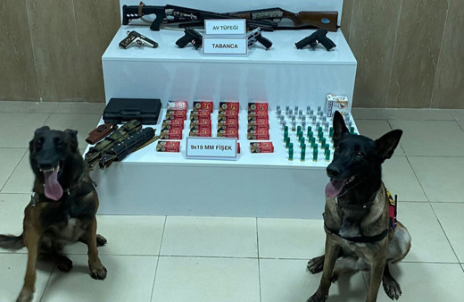 Gaziantep'te silah kaçakçılığı operasyonu: 3 şüpheli gözaltına alındı!