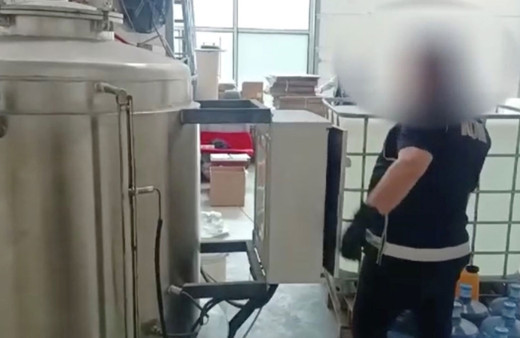 Tekirdağ'da 12 bin 200 litre etil alkol ele geçirildi!