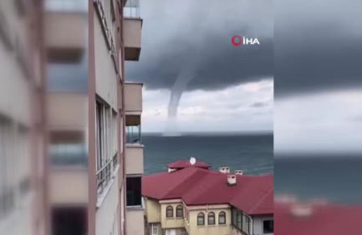 Artvin açıklarında oluşan hortum böyle görüntülendi!