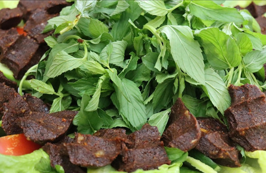 Marketten alıp yediler öğrencilerin hepsi zehirlendi!