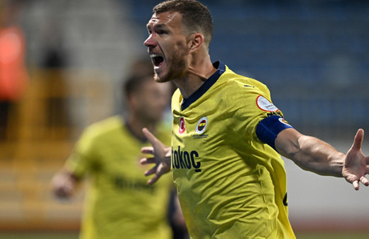 Fenerbahçe, Kasımpaşa karşısında kazandı Ahmet Çakar'dan olay sözler! Dzeko'nun penaltısı...