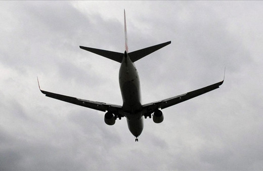 Hava yolu şirketleri İsrail uçuşlarını askıya alıyor