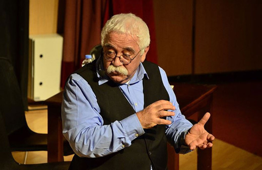 Mizah ustası Levent Kırca, vefatının 8. yılında anılıyor