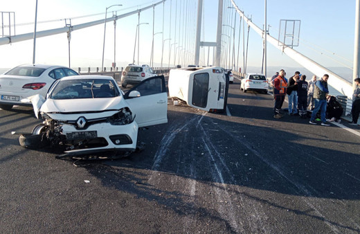 Osmangazi Köprüsü'nde zincirleme kaza: 9 kişi yaralandı!