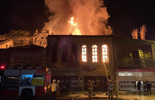 İstanbul'da Balat Oyuncak Müzesi küle döndü!