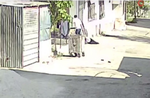 Torun vahşeti güvenlik kamerasında! Babaanne ve dedesini kürekle dövdü