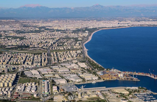 Antalya'da 9 ayda 666 yabancı ortaklı şirket kuruldu