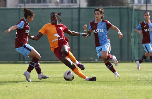 Kadın Süper Ligi'nde Galatasaray Trabzonspor'u 2-0 yendi